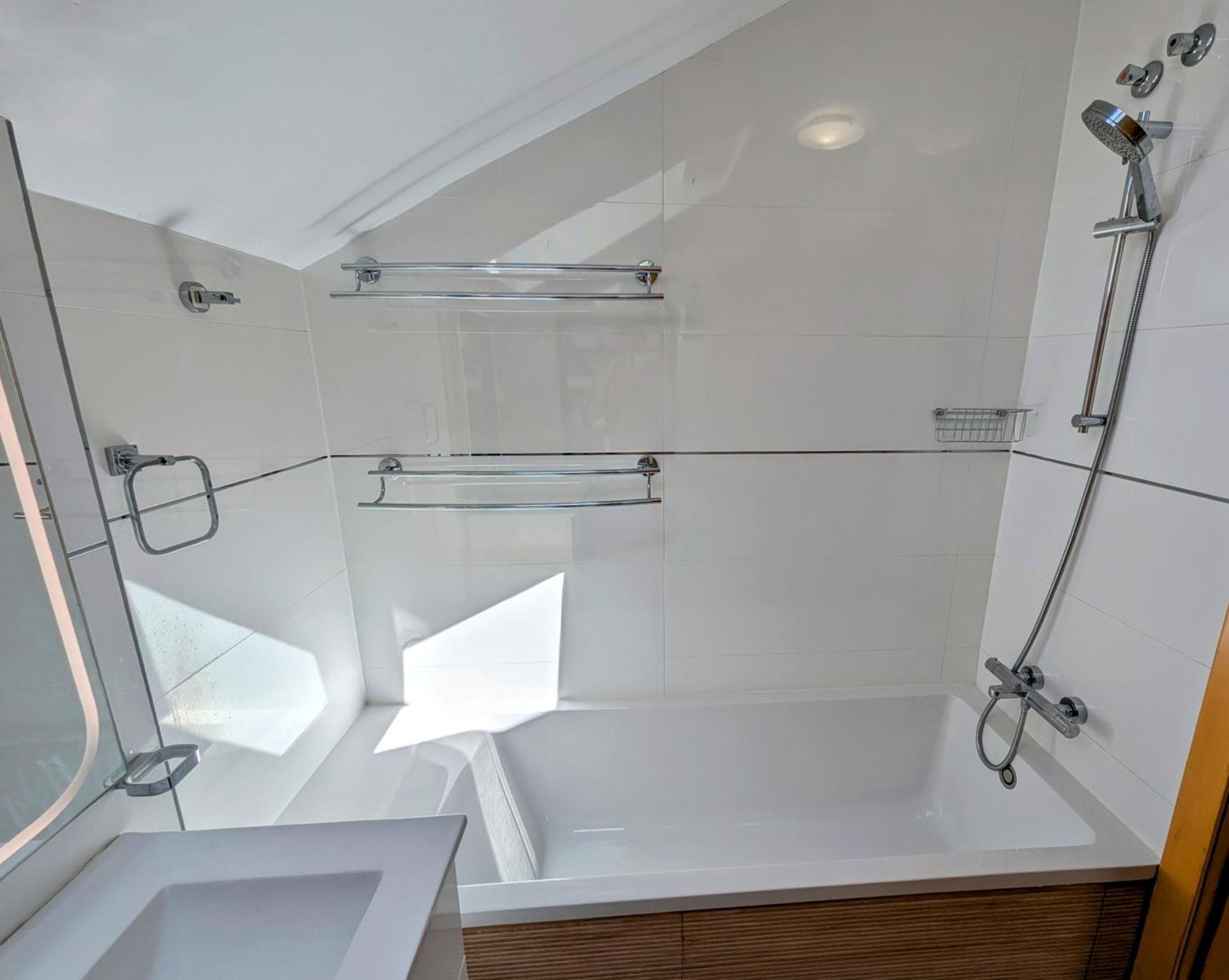 Modern Penthouse Apartment - 1 Min From The Beach Fuengirola Exterior photo